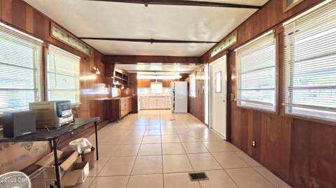 1302 Arroyo Parkway, Ormond Beach FL - photo 9 of 19