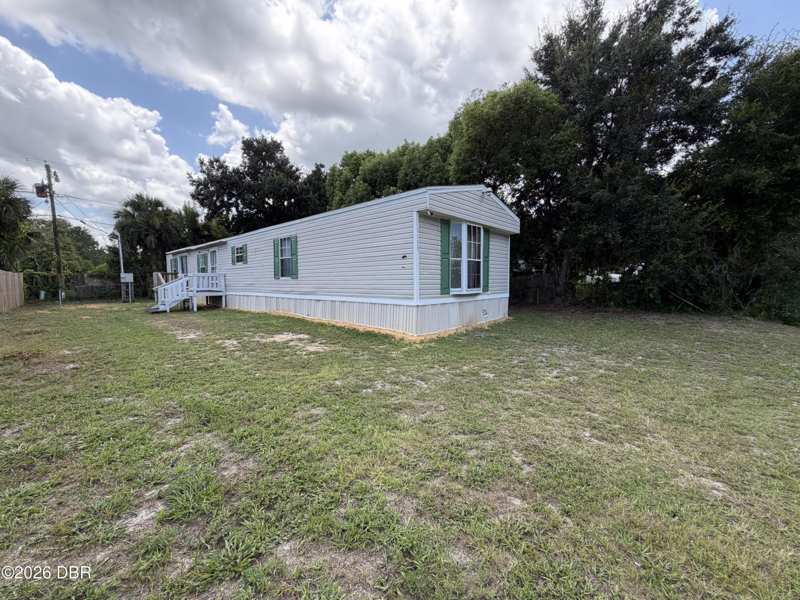 3 bedroom Manufactured Home at 1133 Avenue G, Daytona Pines, Ormond Beach — photo 1