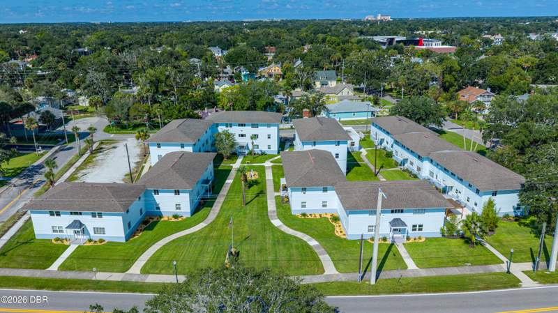2 bedroom Condominium at 500 S Beach Street #B2, New Colony House Condo, Daytona Beach — photo 3
