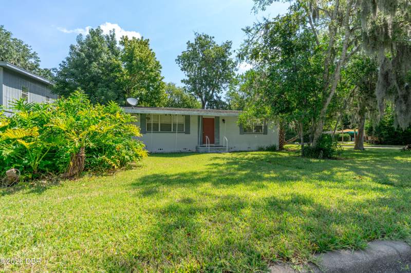 2 bedroom Single Family Residence at 553 S Lanvale Avenue, Tuscawilla Highlands, Daytona Beach — photo 3