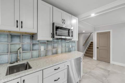 830 Eel Avenue, New Smyrna Beach FL - photo 9 of 60