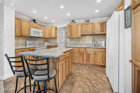 1415 Ocean Shore Boulevard #611, Ormond Beach FL - photo 18 of 60