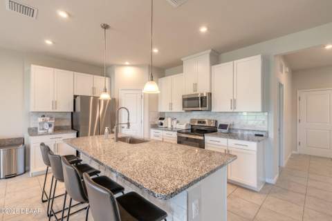 210 Eagle Harbor Way, Daytona Beach FL - photo 8 of 44
