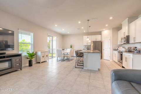 210 Eagle Harbor Way, Daytona Beach FL - photo 13 of 44