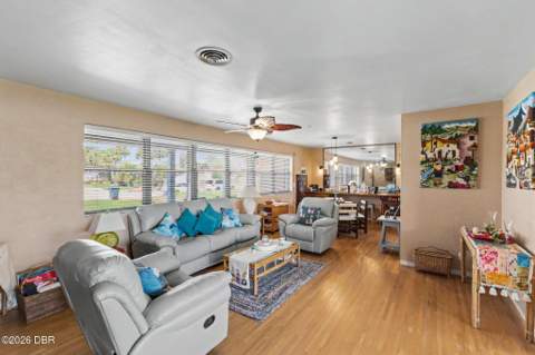 1124 Waverly Drive, Daytona Beach FL - photo 13 of 61