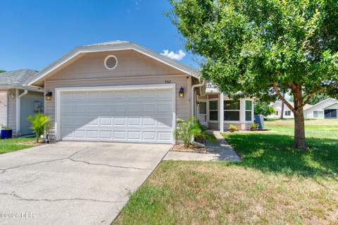 982 Breezemont Court, Port Orange FL - photo 8 of 69