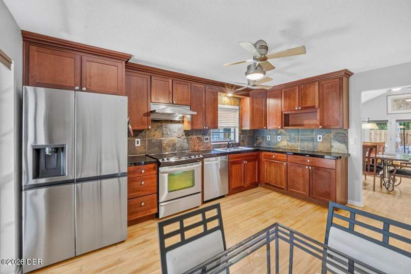 3 bedroom Townhouse at 11 Indian Trail, Arrowhead Village, Ormond Beach — photo 5