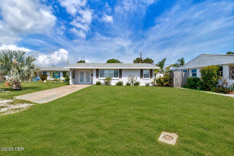 3 bedroom Single Family Residence at 7 Hibiscus Drive, Ormond By The Sea, Ormond Beach — photo 2