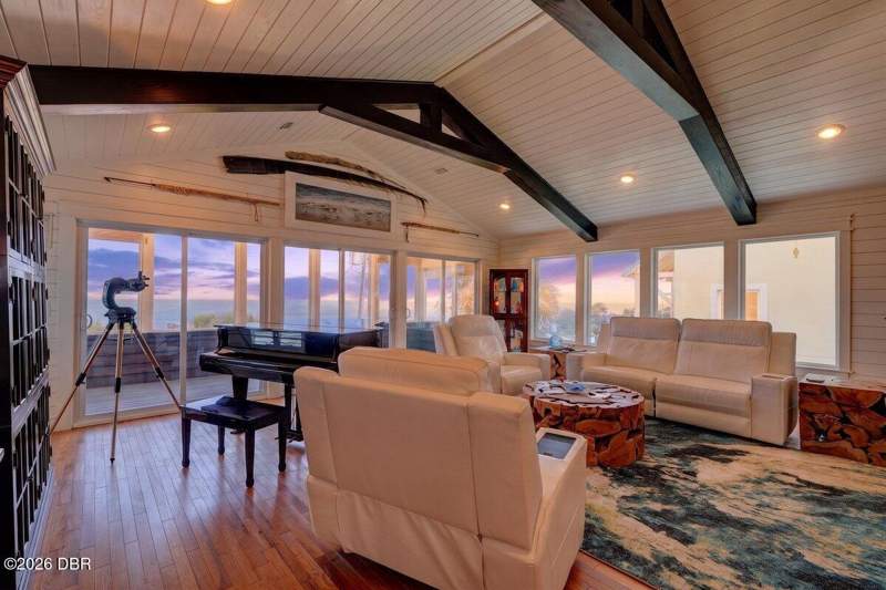4 bedroom Single Family Residence at 6118 S Atlantic Avenue, Bethune Volusia Beach, New Smyrna Beach — photo 5