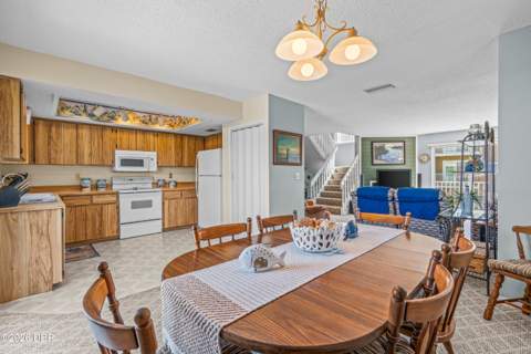 2898 Ocean Shore Boulevard #603, Ormond Beach FL - photo 6 of 39