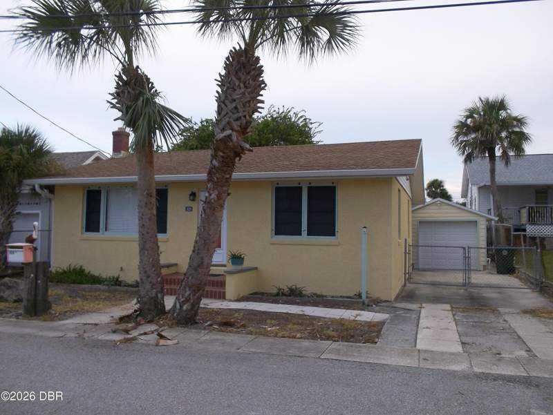 2 bedroom Single Family Residence at 428 Eastwood Lane, Hustons, Daytona Beach — photo 3