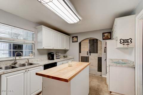 1026 Lake Avenue, Edgewater FL - photo 11 of 31