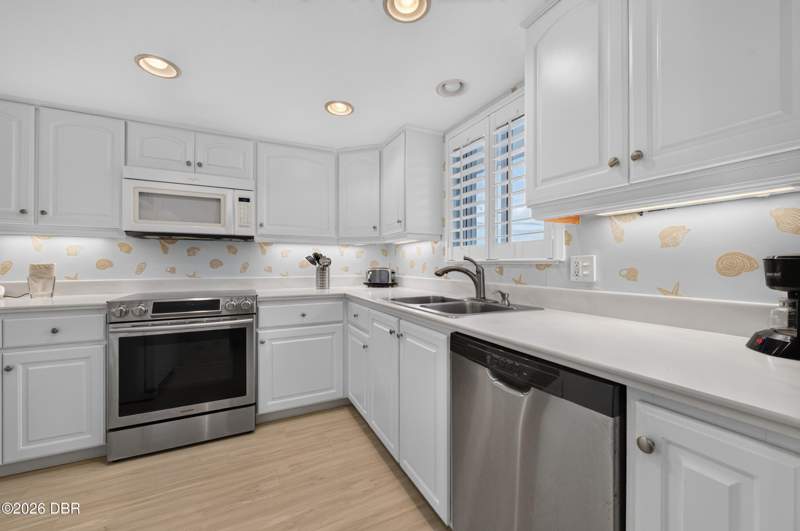 2 bedroom Condominium at 815 Ocean Shore Boulevard #3A, Ormond Holiday Club, Ormond Beach — photo 3