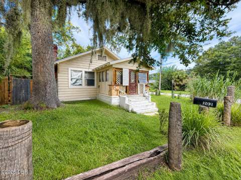 202 Shady Place, Daytona Beach FL - photo 9 of 12