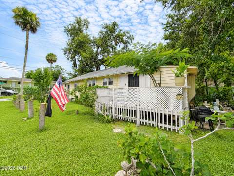 202 Shady Place, Daytona Beach FL - photo 11 of 12