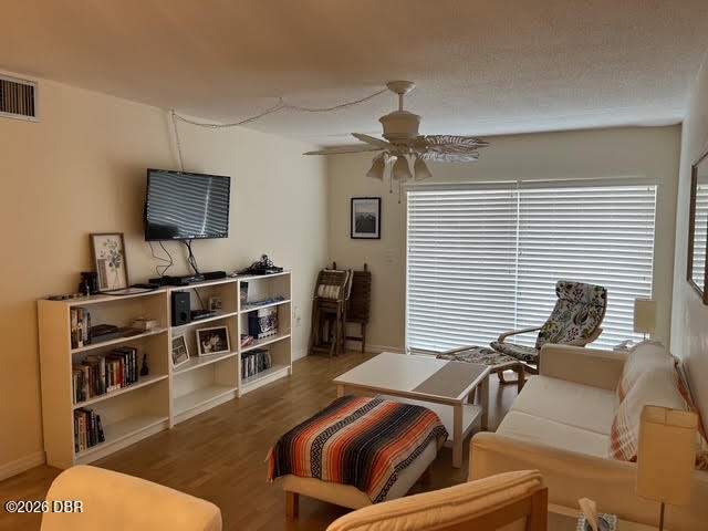 1 bedroom Single Family Residence at 2711 N Halifax Avenue #179, Riverside Condo, Daytona Beach — photo 4
