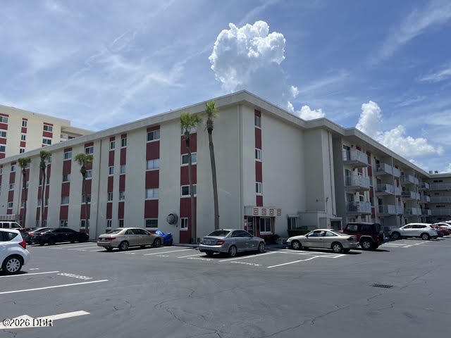 1 bedroom Single Family Residence at 2711 N Halifax Avenue #179, Riverside Condo, Daytona Beach — photo 1
