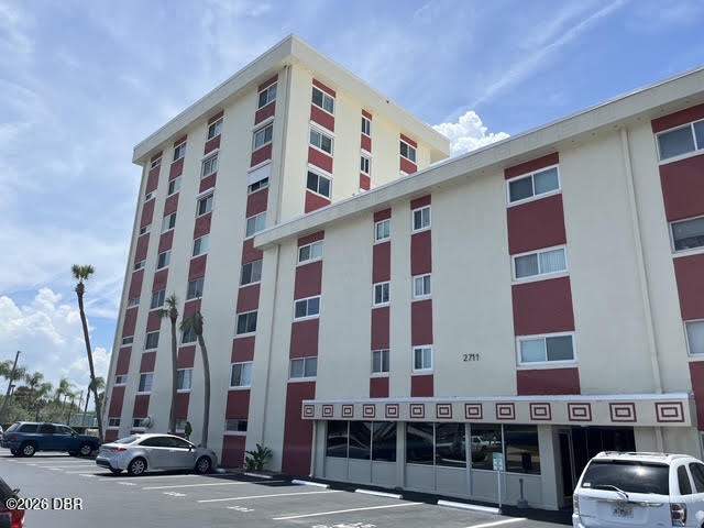 1 bedroom Single Family Residence at 2711 N Halifax Avenue #179, Riverside Condo, Daytona Beach — photo 2
