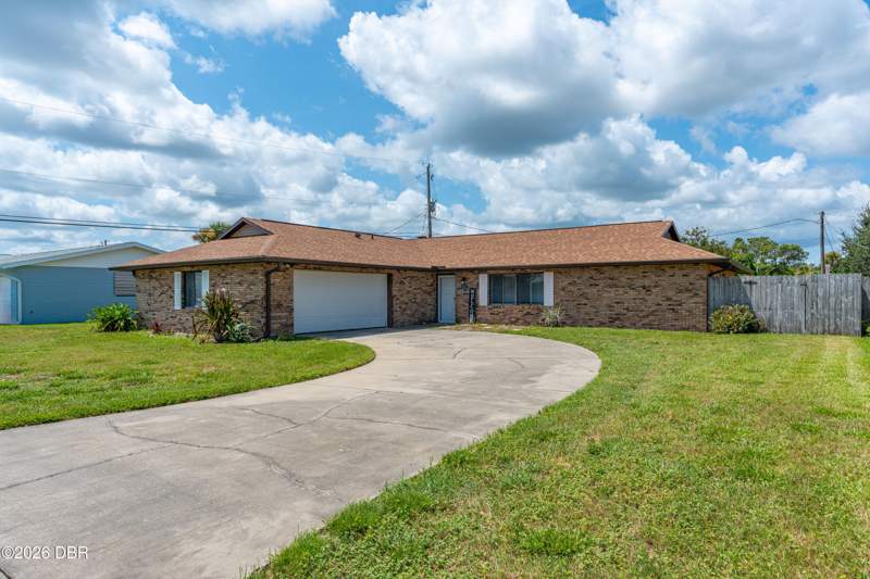 3 bedroom Single Family Residence at 3012 Anchor Drive, Starboard Light, Ormond Beach — photo 1