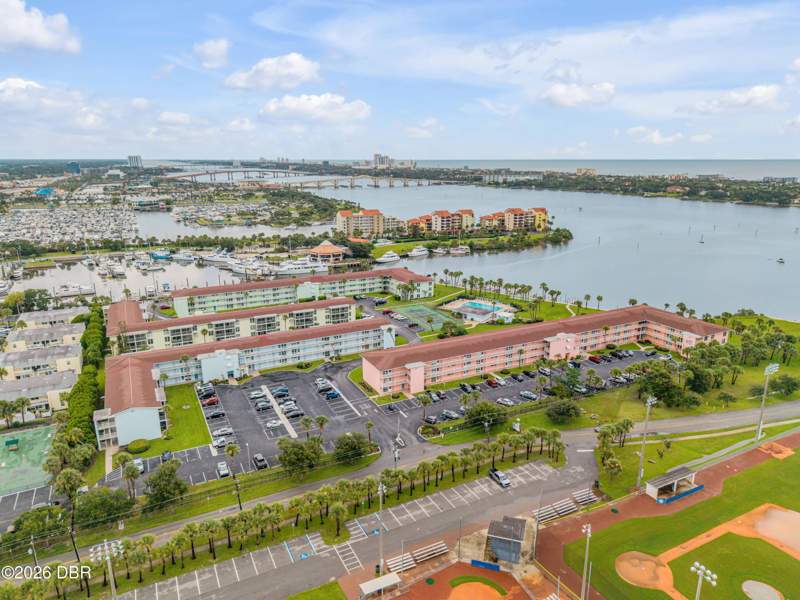 2 bedroom Condominium at 715 S Beach Street #214D, River House, Daytona Beach — photo 2