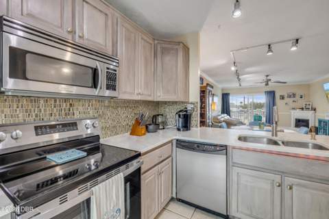 715 S Beach Street #214D, Daytona Beach FL - photo 7 of 29
