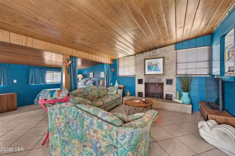 102 Essex Drive, Ormond Beach FL - photo 10 of 22
