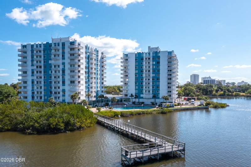 1 bedroom Condominium at 935 N Halifax Avenue #1105, Bayshore Bath & Tennis Club Condo, Daytona Beach — photo 5
