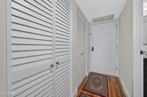 935 N Halifax Avenue #1105, Daytona Beach FL - photo 7 of 34