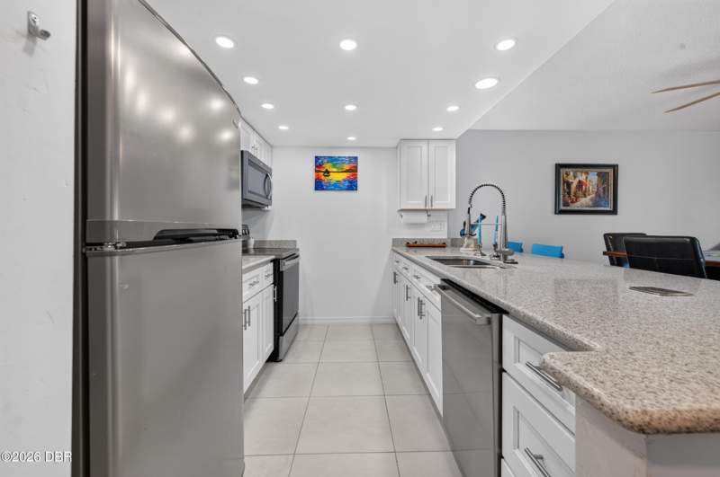 1 bedroom Condominium at 944 S Peninsula Drive #406, Pier Forty-Three, Daytona Beach — photo 5