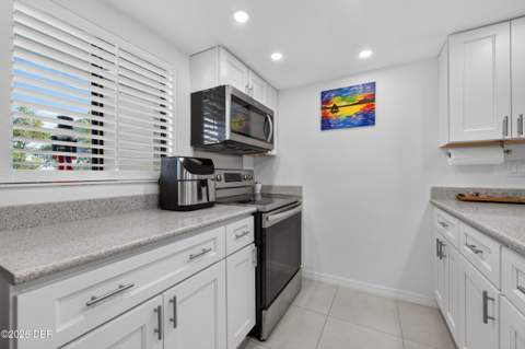944 S Peninsula Drive #406, Daytona Beach FL - photo 6 of 45