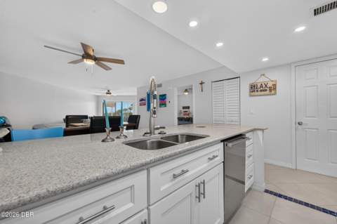 944 S Peninsula Drive #406, Daytona Beach FL - photo 7 of 45