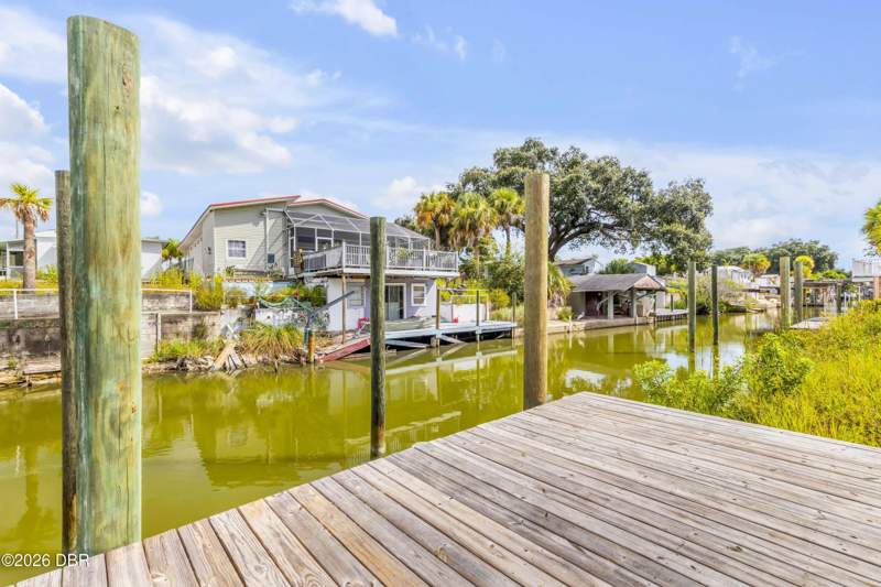 3 bedroom Single Family Residence at 124 Indian Creek Road, Indian Harbor, Oak Hill — photo 3