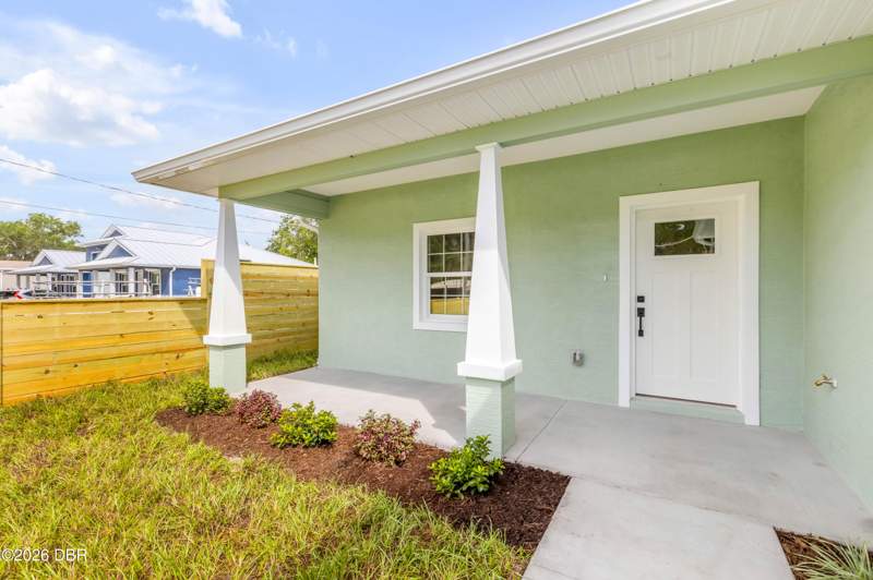 3 bedroom Single Family Residence at 124 Indian Creek Road, Indian Harbor, Oak Hill — photo 5
