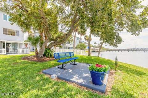 411 N Halifax Avenue #113, Daytona Beach FL - photo 9 of 37