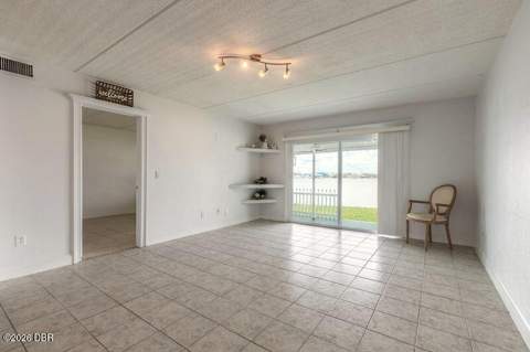 411 N Halifax Avenue #113, Daytona Beach FL - photo 15 of 37