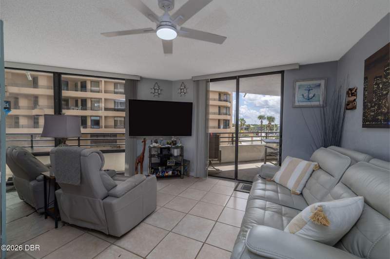 2 bedroom Condominium at 3013 S Atlantic Avenue #2020, Oceans Atrium Condo, Daytona Beach Shores — photo 4