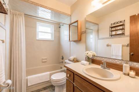 312 Sandpiper Court, Edgewater FL - photo 16 of 40