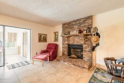 312 Sandpiper Court, Edgewater FL - photo 7 of 40