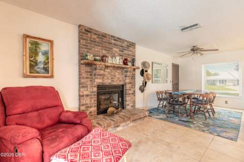 312 Sandpiper Court, Edgewater FL - photo 6 of 40