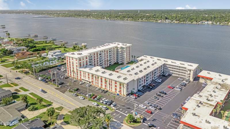 2 bedroom Condominium at 2711 N Halifax Avenue #481, Riverside Condo, Daytona Beach — photo 4