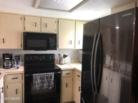101 Bob White Court #101J, Daytona Beach FL - photo 18 of 23