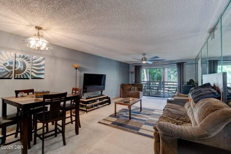 2 bedroom Single Family Residence at 101 Bob White Court #101J, Hawks Landing At Pelican Bay Condo, Daytona Beach — photo 5