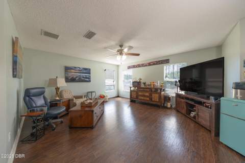 6 Rybark Lane, Palm Coast FL - photo 11 of 33