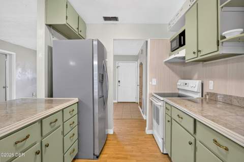 1019 Pioneer Drive, Deltona FL - photo 15 of 42