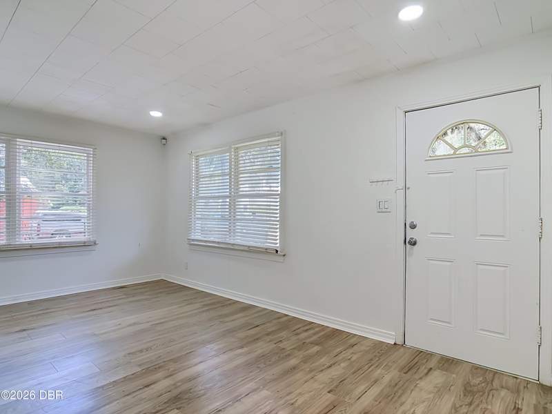 2 bedroom Single Family Residence at 709 Edwards Street, Edwards And Fields, Daytona Beach — photo 5