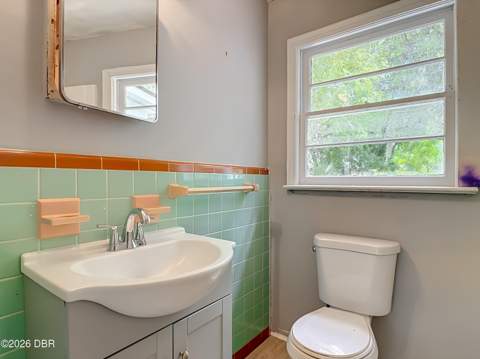 709 Edwards Street, Daytona Beach FL - photo 23 of 43