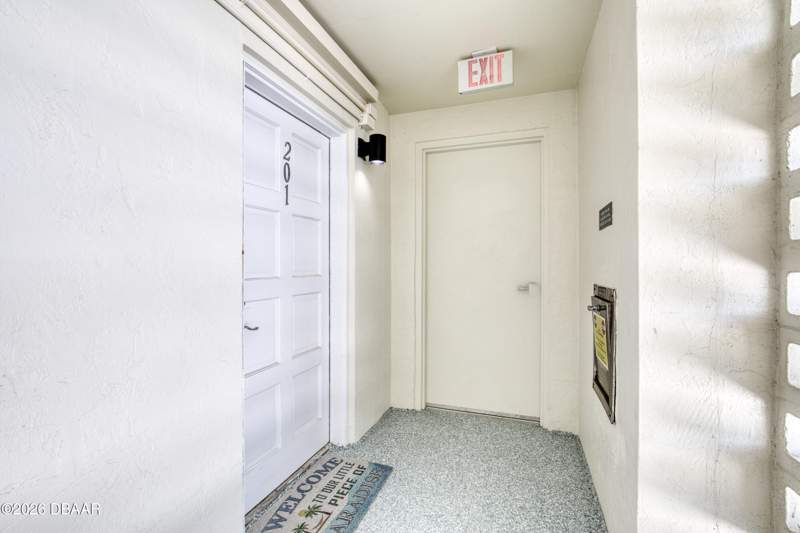2 bedroom Condominium at 915 Ocean Shore Boulevard #2010, Shoreham Beach, Ormond Beach — photo 2