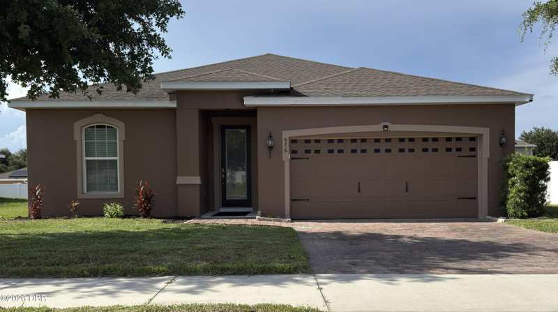4 bedroom Single Family Residence at 976 Glazebrook Loop, Shadows Crossings, Orange City — photo 1