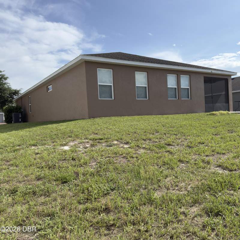 4 bedroom Single Family Residence at 976 Glazebrook Loop, Shadows Crossings, Orange City — photo 3