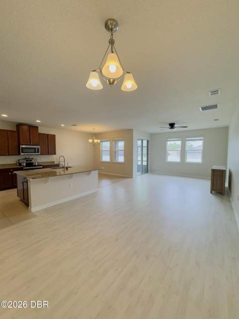 976 Glazebrook Loop, Orange City FL - photo 7 of 27
